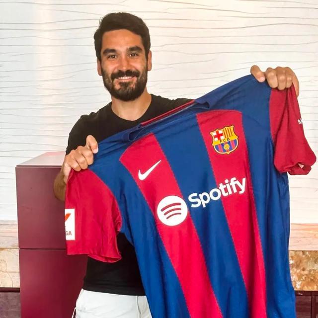 1688281693285067200.jpg 1688280454624.jpg