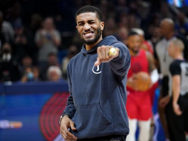 mk体育-买断市场捡漏补强？勇士被坑+连败危机凸显