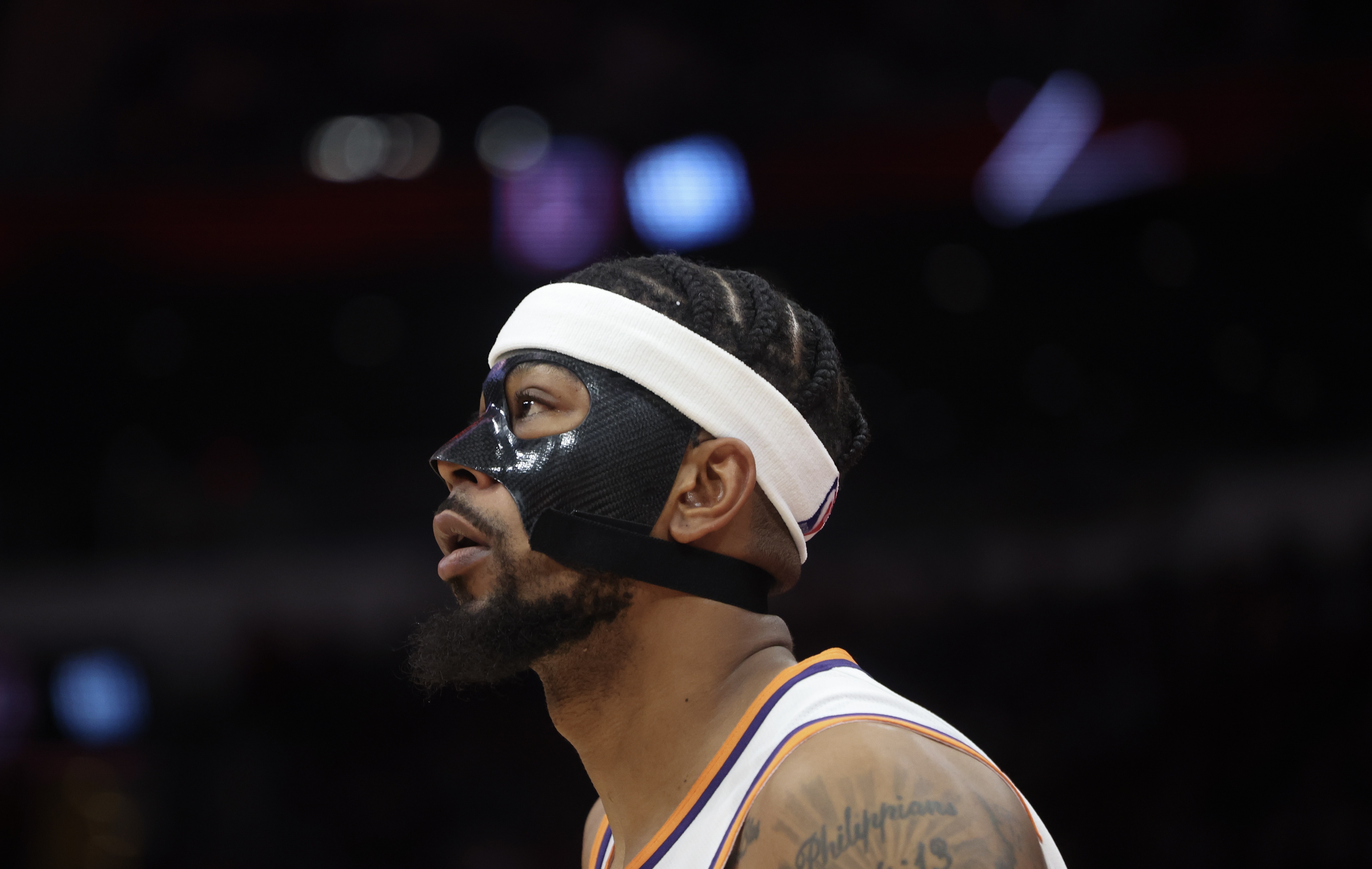 mk体育官网-古德温：布克&amp;杰伦格林先后伤退让人沮丧 该轮到其他球员站出来了