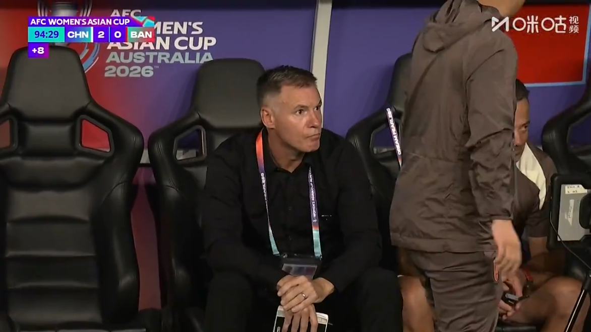 mk体育Amk-身高1米7碾压1米5!中国女足2-0亚洲杯鱼腩,记者:踢的是啥?